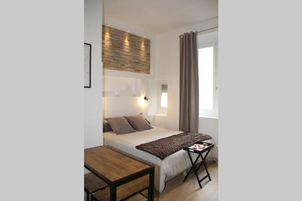 ビユールバンヌL'Escapade De Lyon, Charpennes, Jacuzzi Et Emplacement Idealアパートメント エクステリア 写真